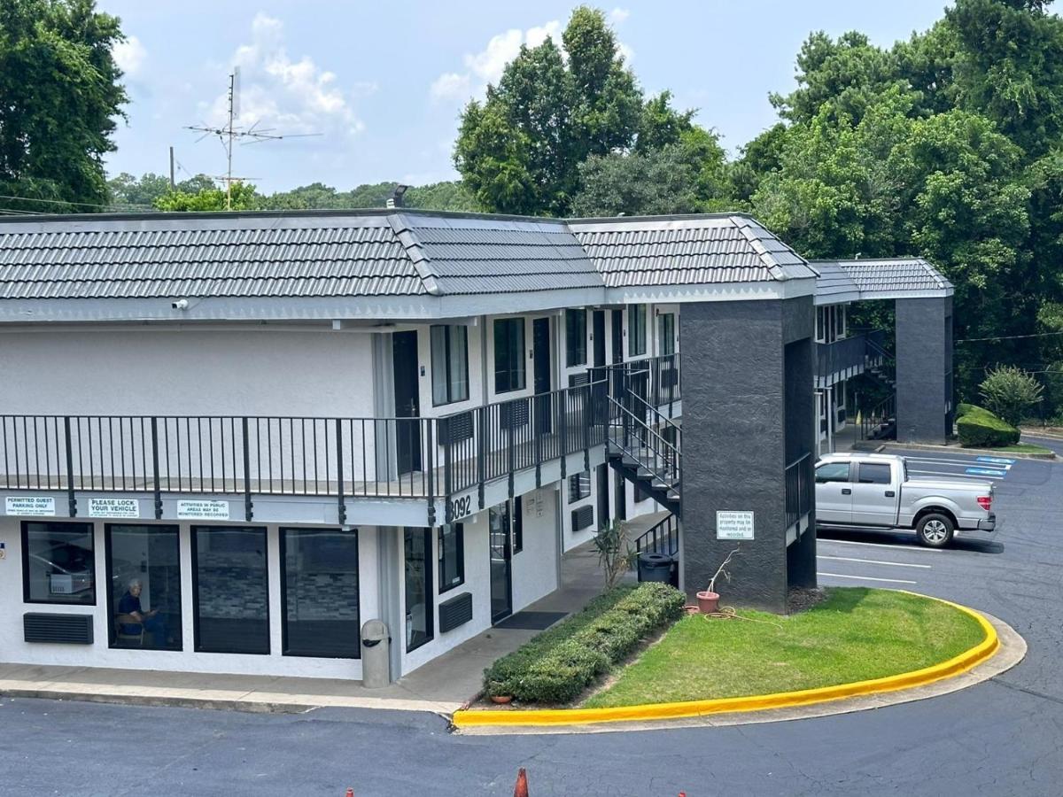 Masters Inn Atlanta - Doraville At I-85 & 285 מראה חיצוני תמונה